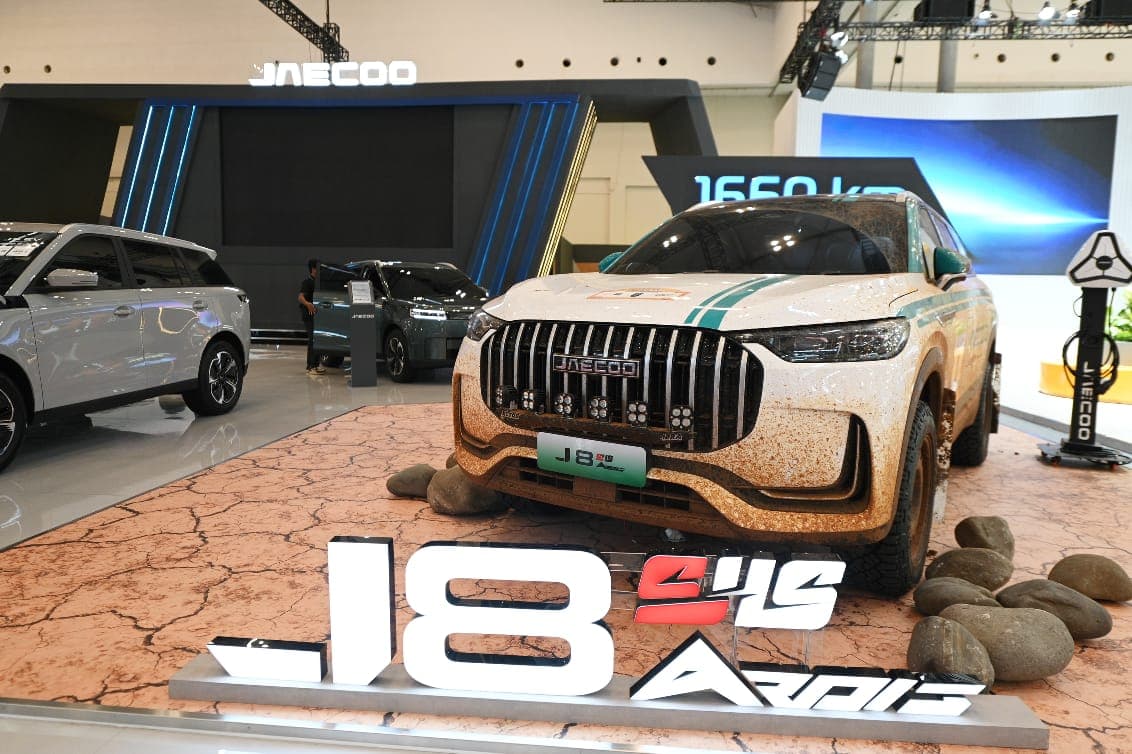 Jaecoo J8 SHS ARDIS Jadi PHEV Pertama di IRRA 2025, Siap Taklukkan Medan Ekstrem - Image