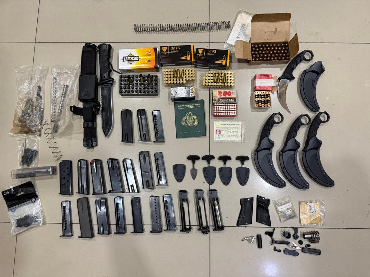 Polda Metro Jaya Sita Amunisi Ilegal  Sekaligus Amankan Pemiliknya  - Image