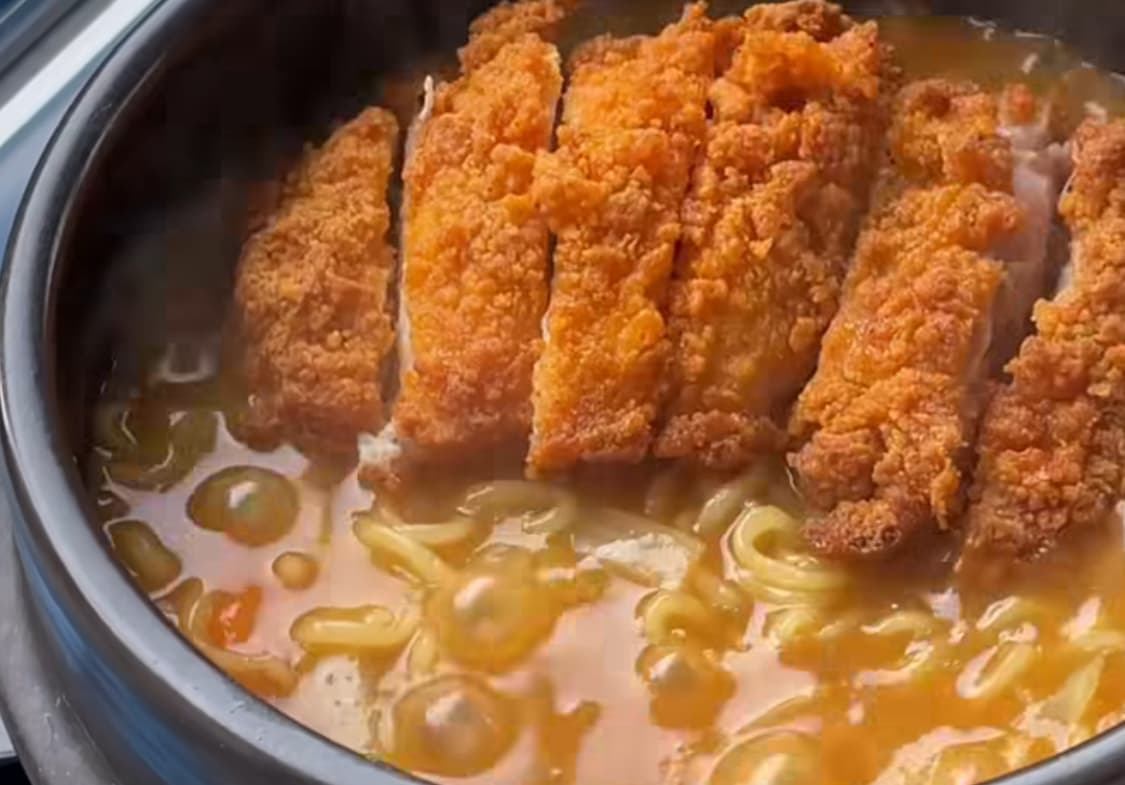 Resep Chicken Katsu Curry Ramyun, Semangkuk Mi Hangat untuk Hari Hujan - Image