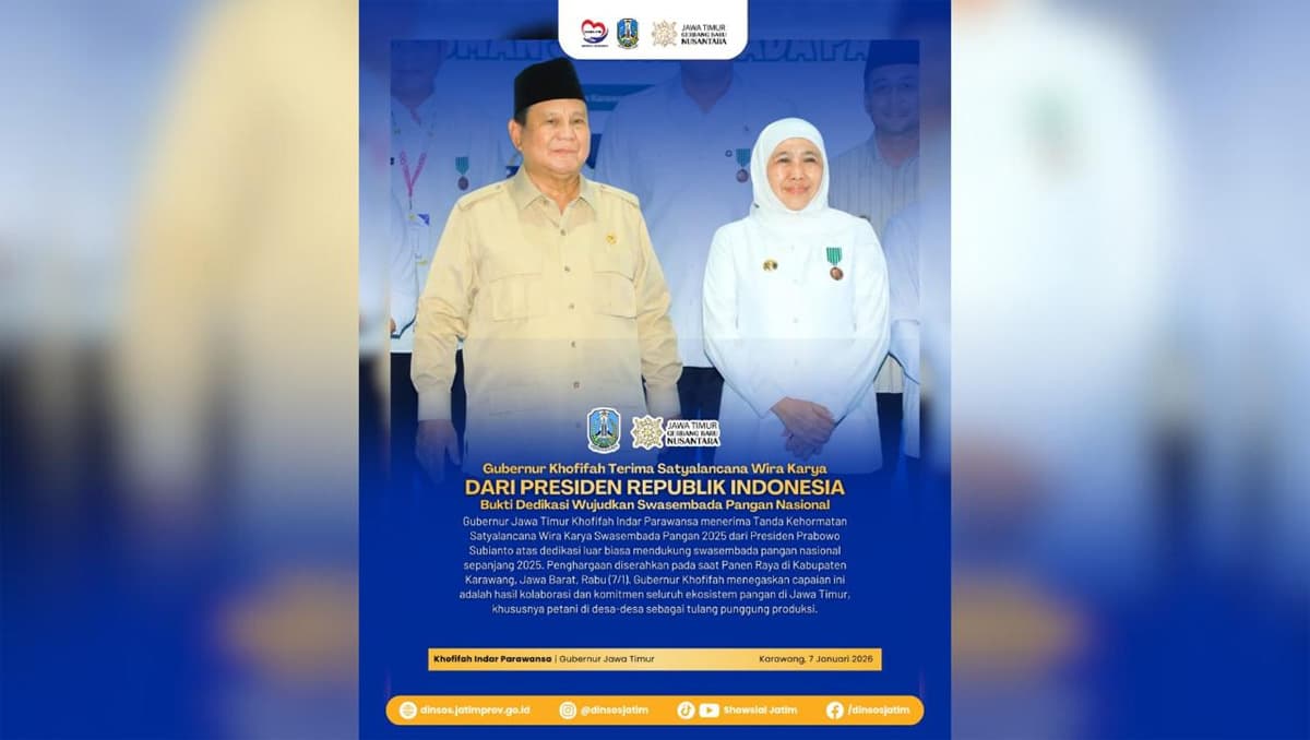 Gubernur Khofifah Terima Tanda Kehormatan Satyalancana Wira Karya dari Presiden Prabowo, Bukti Dedikasi Wujudkan Swasembada Pangan Nasional Tahun 2025 - Image