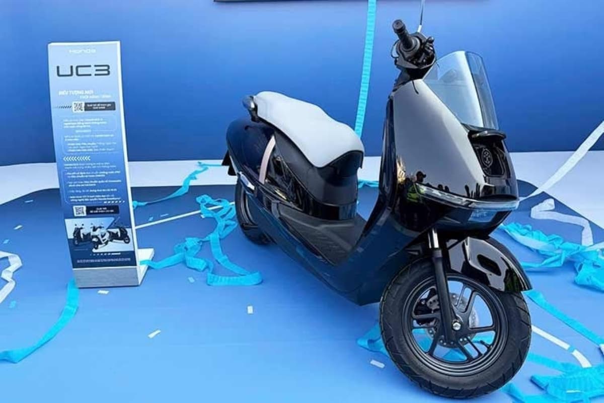 Honda UC3 Sepeda Motor Listrik Resmi Dipasarkan, Punya Jarak Tempuh 122 Km Sekali Cas - Image