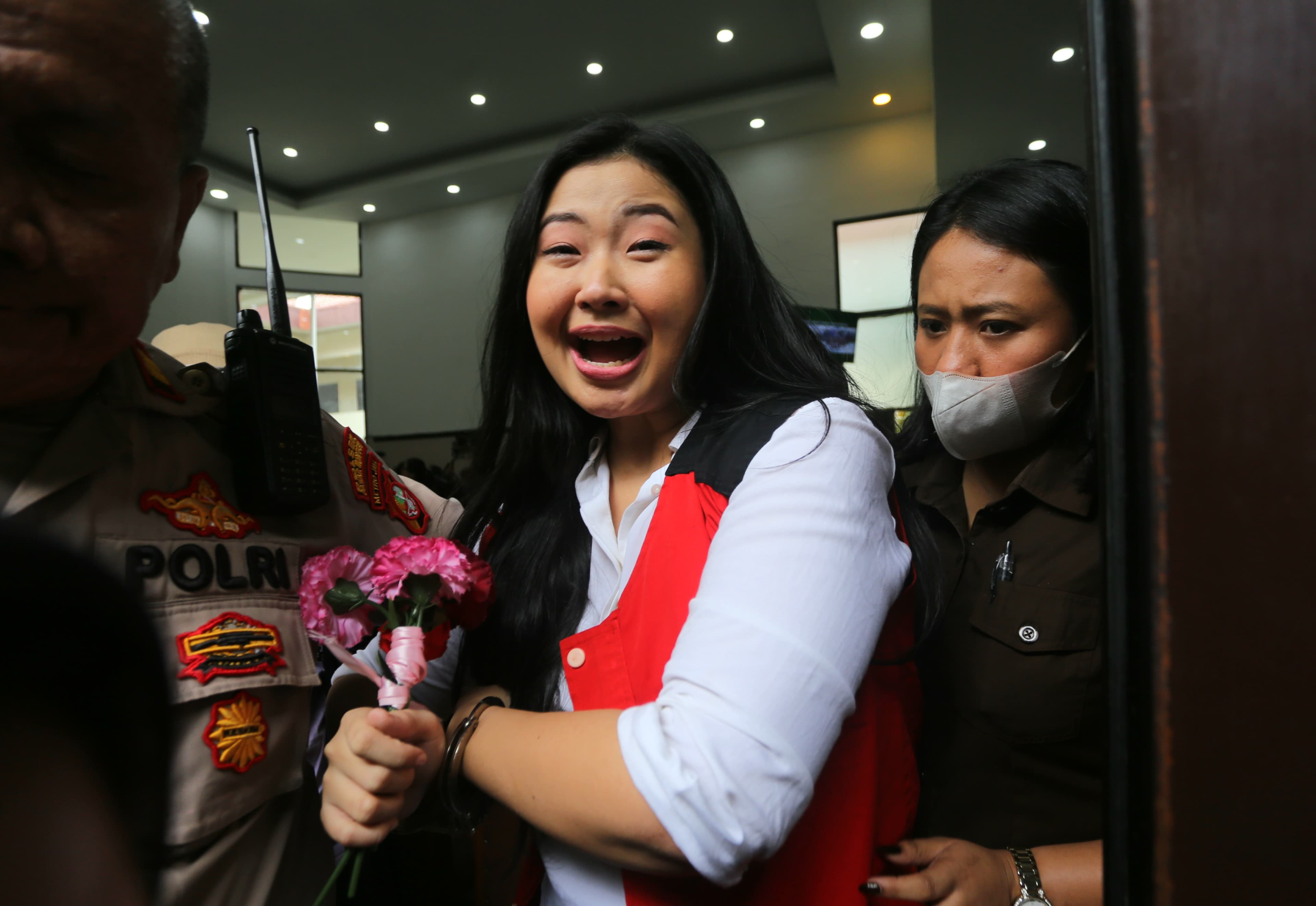 Komentari Vonis PN Jaksel untuk Laras Faizati, Amnesty International Sebut Penjara Tanpa Jeruji - Image