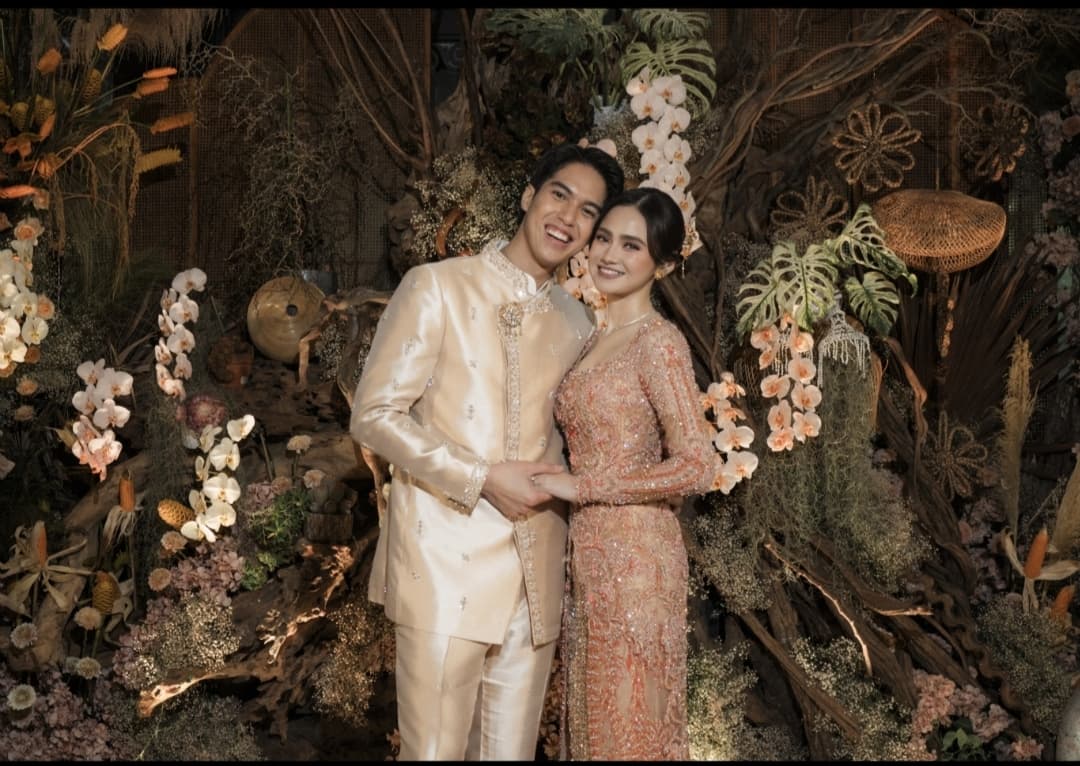 Syifa Hadju dan El Rumi Sukses Gelar Lamaran, Siap Melangkah ke Jenjang Pernikahan - Image