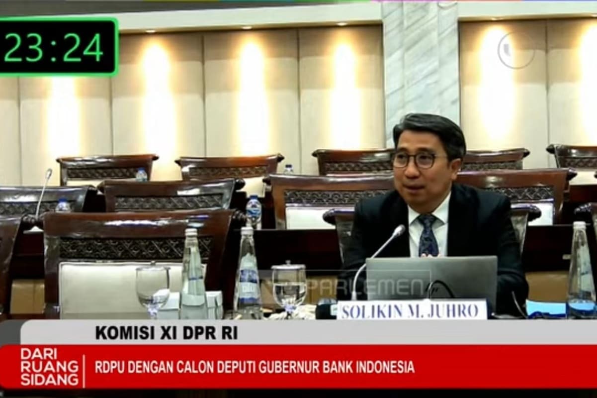 Fit and Proper Test Calon Deputi Gubernur BI, Solikin Juhro Kutip Pemikiran Soemitro Djojohadikoesoemo Ayah Prabowo - Image