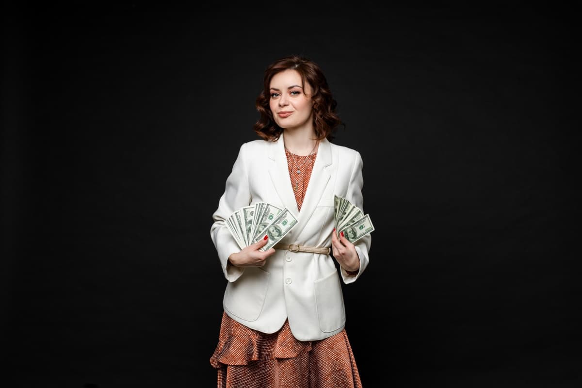 4 Shio Paling Jago Melihat Celah Februari 2026: Karier Naik, Rezeki Lancar, dan Peluang Hidup Berubah - Image