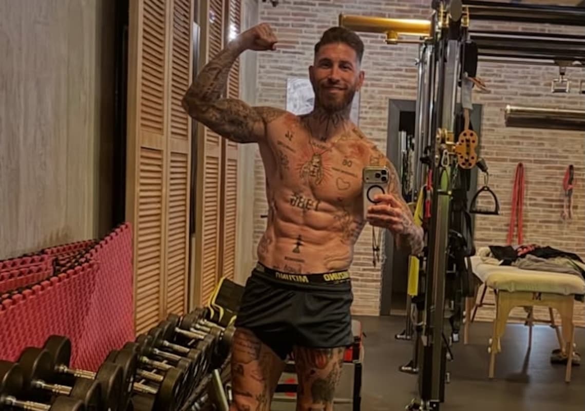 Sergio Ramos Ganti Profesi Jadi Petinju! Siap Tantang Andrew Tate di Ring - Image