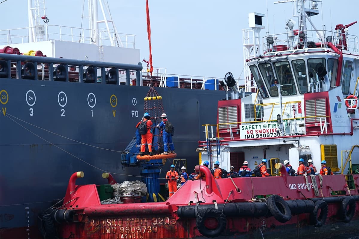 Pertamina Boyong 1 Juta Barel Minyak Mentah dari Aljazair ke Tanah Air - Image
