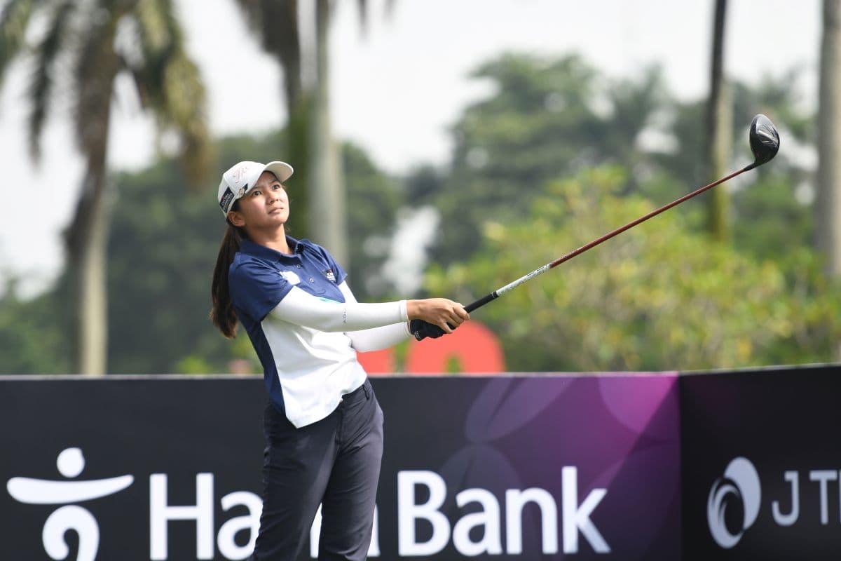 Cuaca Baik Untungkan Dua Pegolf Indonesia Yoko dan Sania - Image