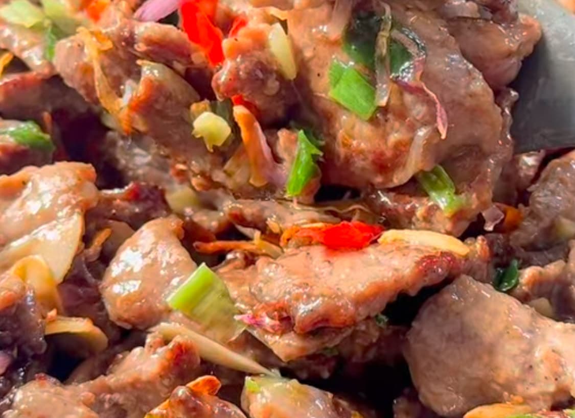 Resep Daging Goreng Cabai Garam: Irisan Tipis, Gurih Pedas, dan Tidak Alot - Image