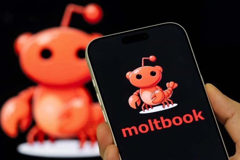 Pemimpin AI Dunia Mendesak Publik Tidak Menggunakan Moltbook Platform Media Sosial Agen AI yang Berisiko Bencana - Image