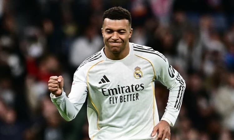 Demi Piala Dunia, Mbappe Pilih Rehabilitasi dan Tunda Operasi - Image