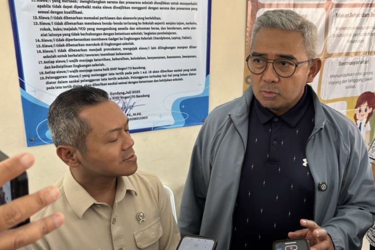 Wali Kota Sebut 10 Ribu Siswa di Kota Bandung Alami Gangguan Mental - Image