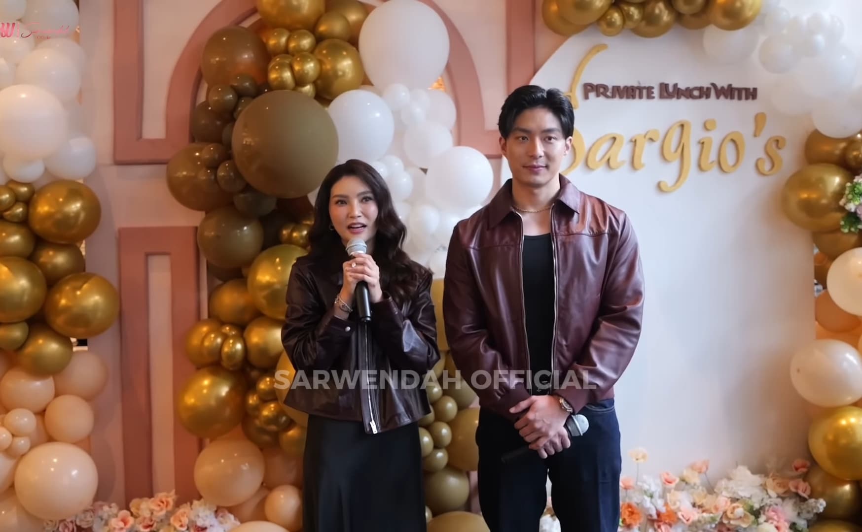 Sarwendah dan Giorgio Antonio Akui Berpacaran di Hadapan Para Penggemar - Image