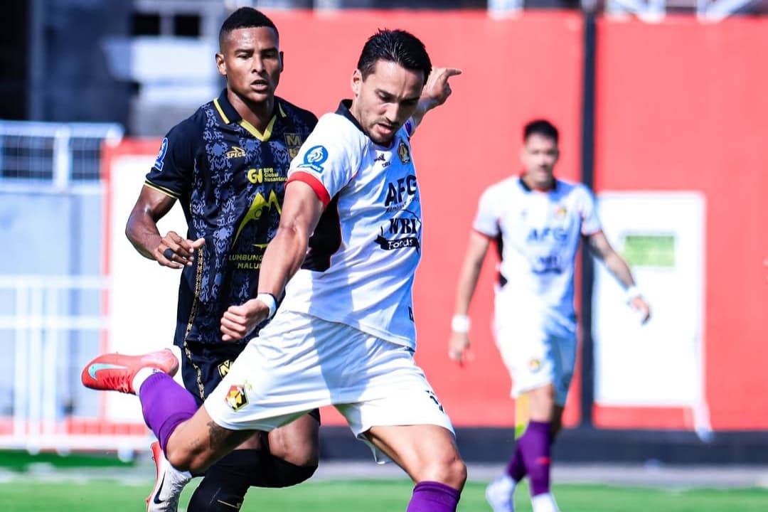 Prediksi Skor Persik Kediri vs PSBS Biak: Macan Putih Ingin Beri Kado Ultah Arthur Irawan, Marcos Reina Belum Menang Tiga Laga Terakhir - Image