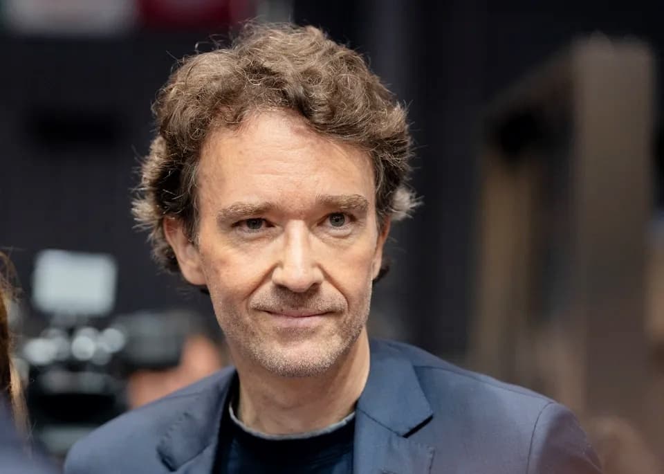Strategi Suksesi Bernard Arnault: Antoine Resmi Masuk Komite Eksekutif LVMH, Dinasti Arnault Kian Kokoh - Image