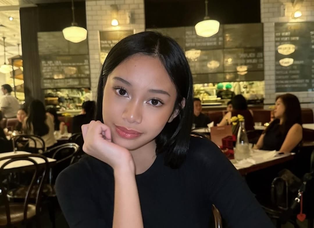 Gendis JKT48 Minta Maaf Usai Disanksi Manajemen Gara-gara Foto yang Beredar - Image