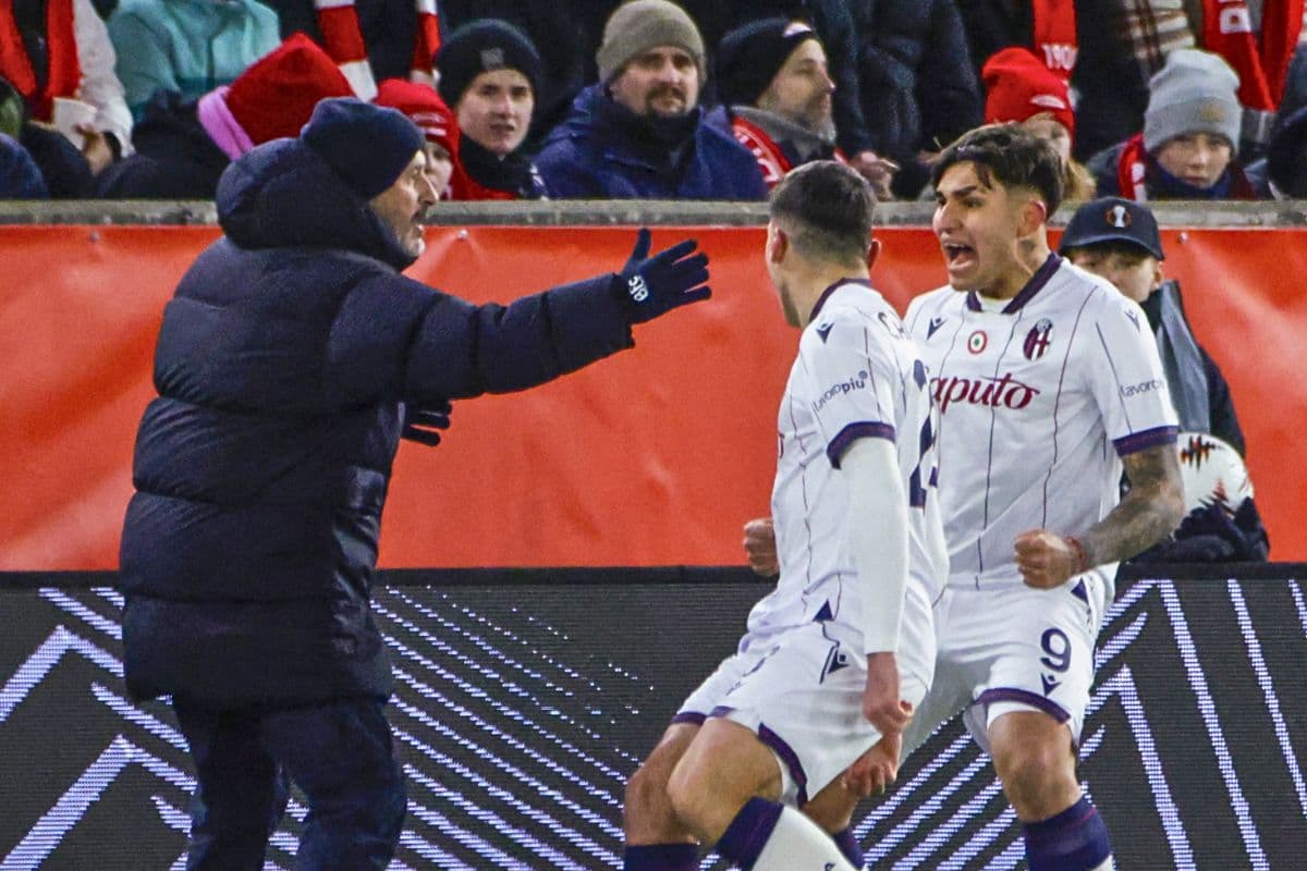 Bologna Tumbangkan Brann di Playoff Liga Europa, Vincenzo Italiano Berseloroh Soal Kutukan Renato Dall’Ara - Image