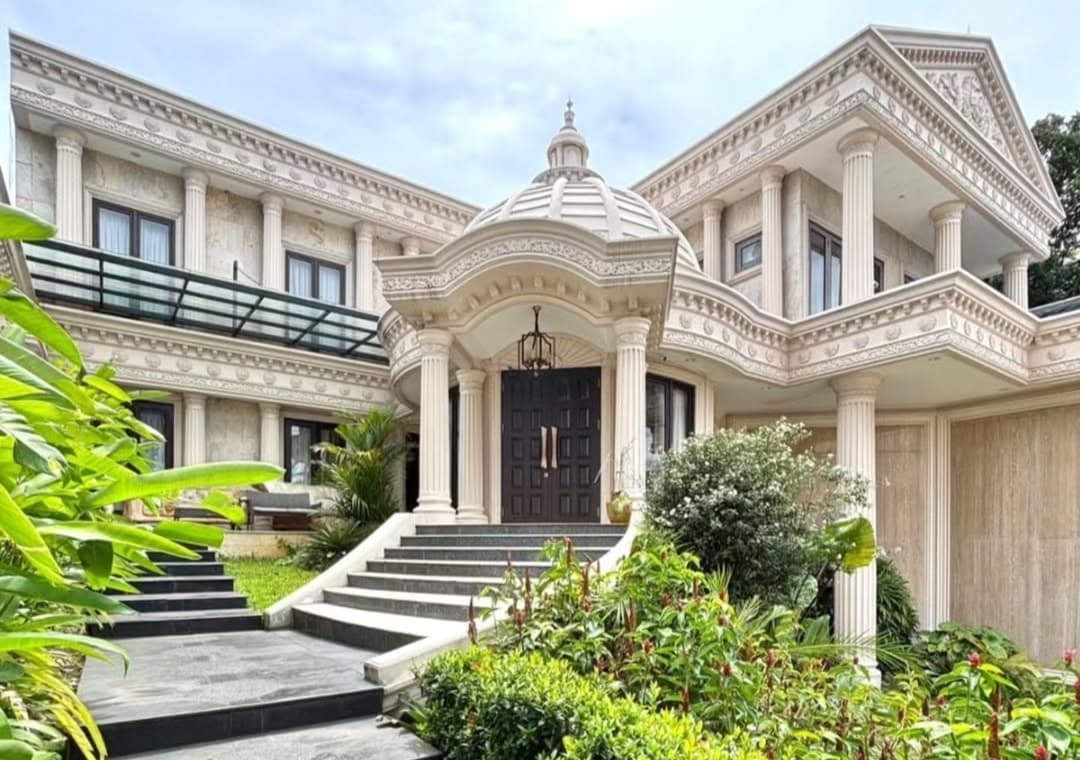 Pihak Anang-Ashanty Benarkan Mau Jual Rumah Mewah di Cinere - Image