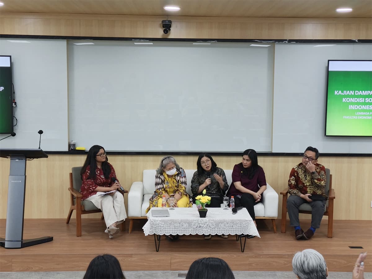 Studi LPEM FEB UI Soroti Dampak Pinjaman Daring terhadap Konsumsi Rumah Tangga - Image