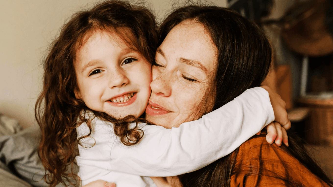 Jika Anda Ingin Membesarkan Anak Perempuan yang Kuat, 6 Keterampilan Hidup Ini juga Sama Pentingnya dengan Nilai A di Sekolah - Image