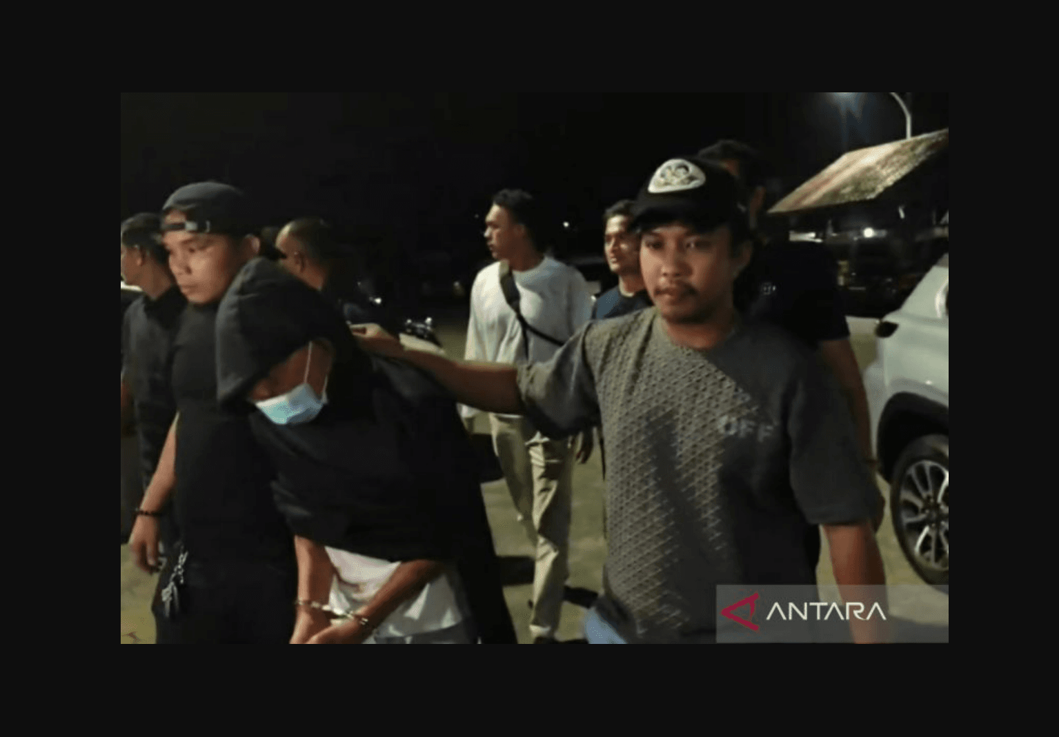 Bunuh dan Simpan Jenazah Istri di Gudang, Suami di Tanjung Pinang Ditangkap Aparat Keamanan - Image