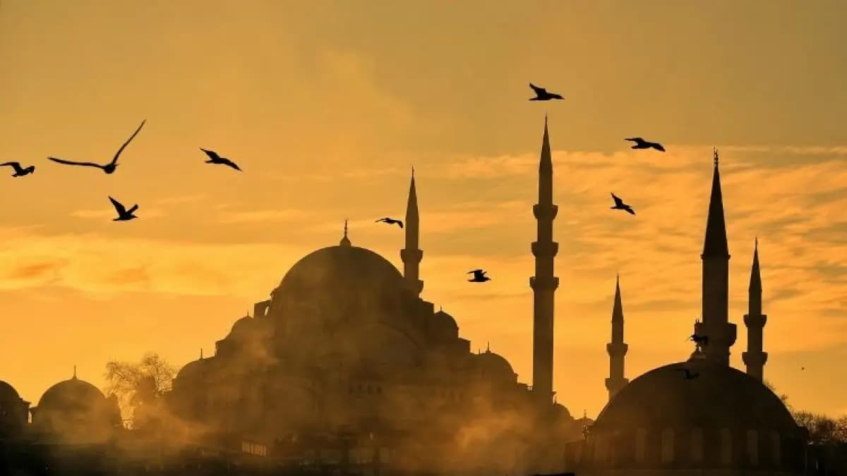 Jadwal Adzan Maghrib Kota Bogor 5-8 Maret 2026, Panduan Tepat Waktu Berbuka untuk Ibadah yang Maksimal - Image