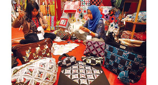 Catat 4 Bisnis Kerajinan Tangan yang Menjanjikan Keuntungan - Image