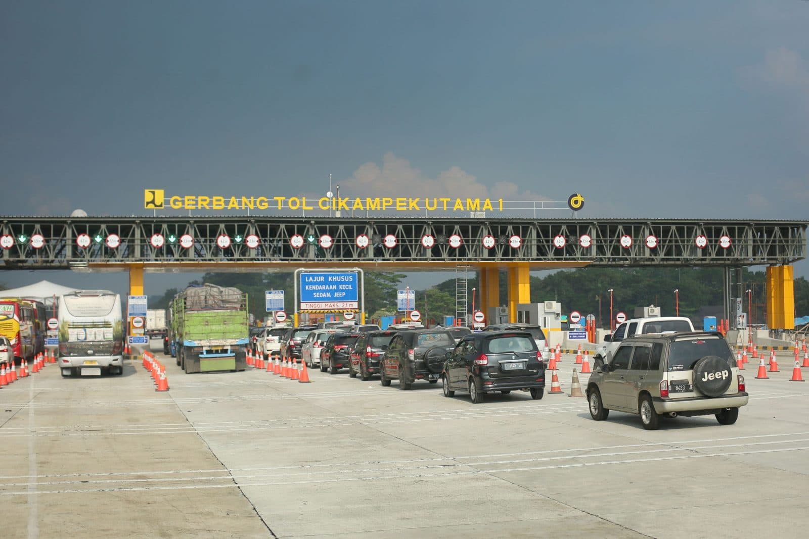 Ingat! Diskon Tarif Tol Libur Nataru 2025/2026 Dimulai Besok - Image