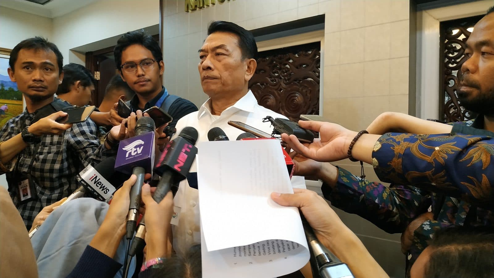 Jelang 22 Mei, Moeldoko Cerita Soal Senjata Selundupan - Image