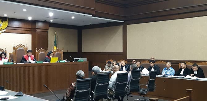 Saksi Akui Pernah Beri Duit Rp 20 Juta ke Pejabat Krakatau Steel - Image