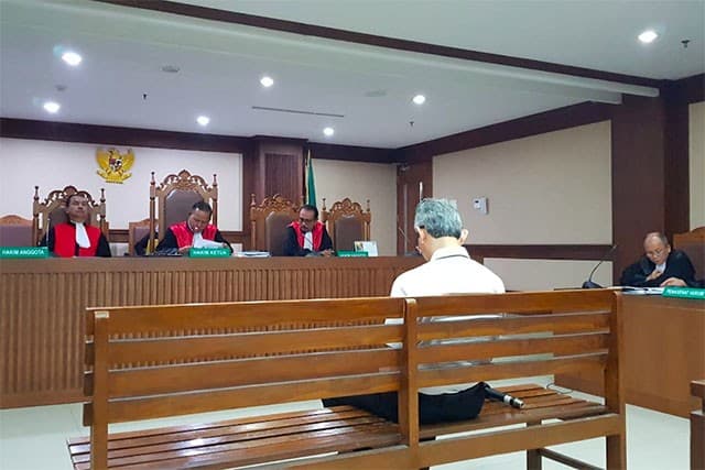 Eks Direktur Krakatau Steel Wisnu Kuncoro Divonis 1,5 Tahun Penjara - Image