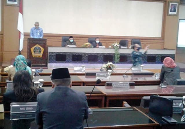 Sudah Ada Efesiensi, Anggaran Perjalanan Dinas Anggota DPRD Gresik 2025 Masih Rp 15 Miliar - Image