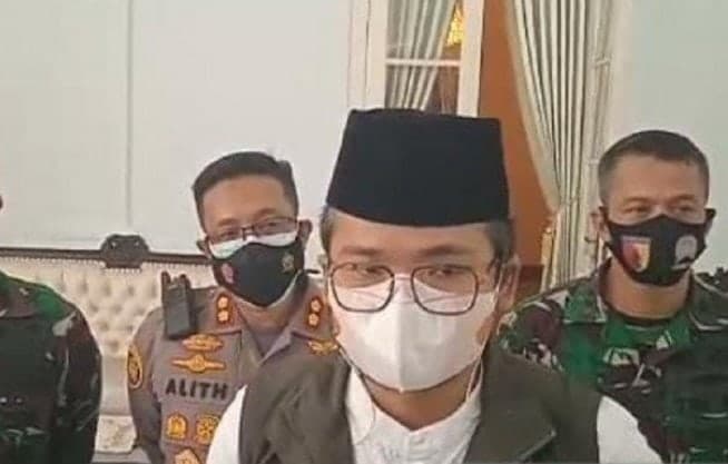 Modus Loloskan Jabatan, Segini Tarif yang Dipatok Bupati Bangkalan - Image