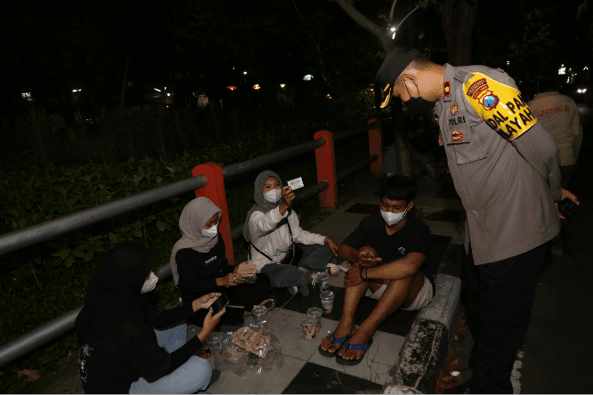 Vaksin Hunter Bergerak Tiap Malam di 31 Kecamatan - Image