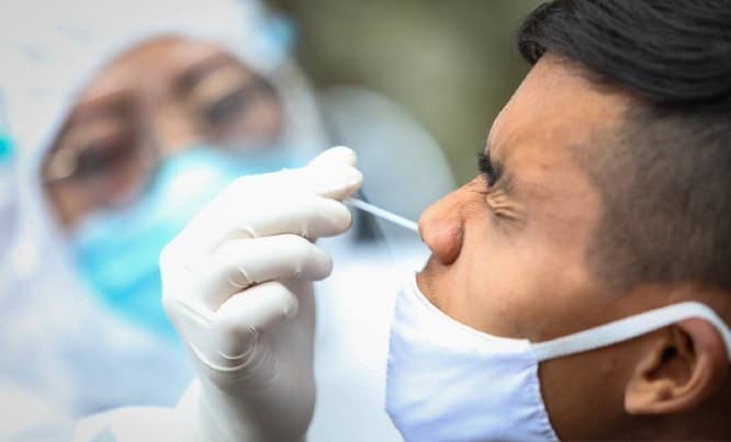 PPKM Dicabut, Vaksinasi dan Akses Tes Antigen Harus Diperluas - Image