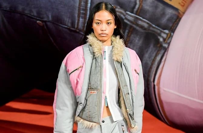 Dari Warung Pecel Lele ke Milan Fashion Week, Nafa Salvana: Deg-Degan! - Image