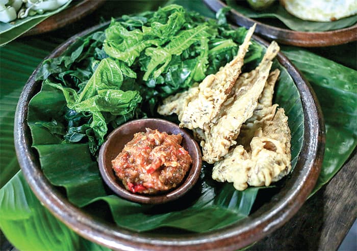 Kuliner Ndeso Tanda Pemimpin Dekat dengan Rakyat - Image