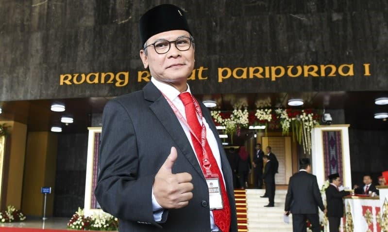 2 Mantan di Jajaran Komisaris BUMD: Johan Budi di PT Transjakarta, Heru Budi Hartono Komut MRT Jakarta  - Image