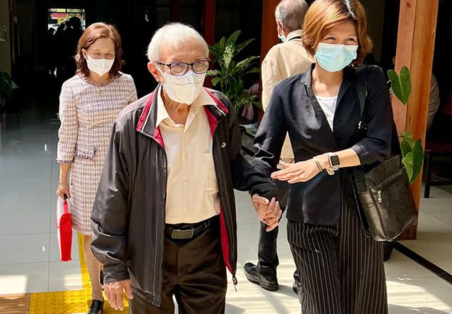 Cerita Johanes Martinus, Kakek 82 Tahun yang Terancam Masuk Penjara - Image