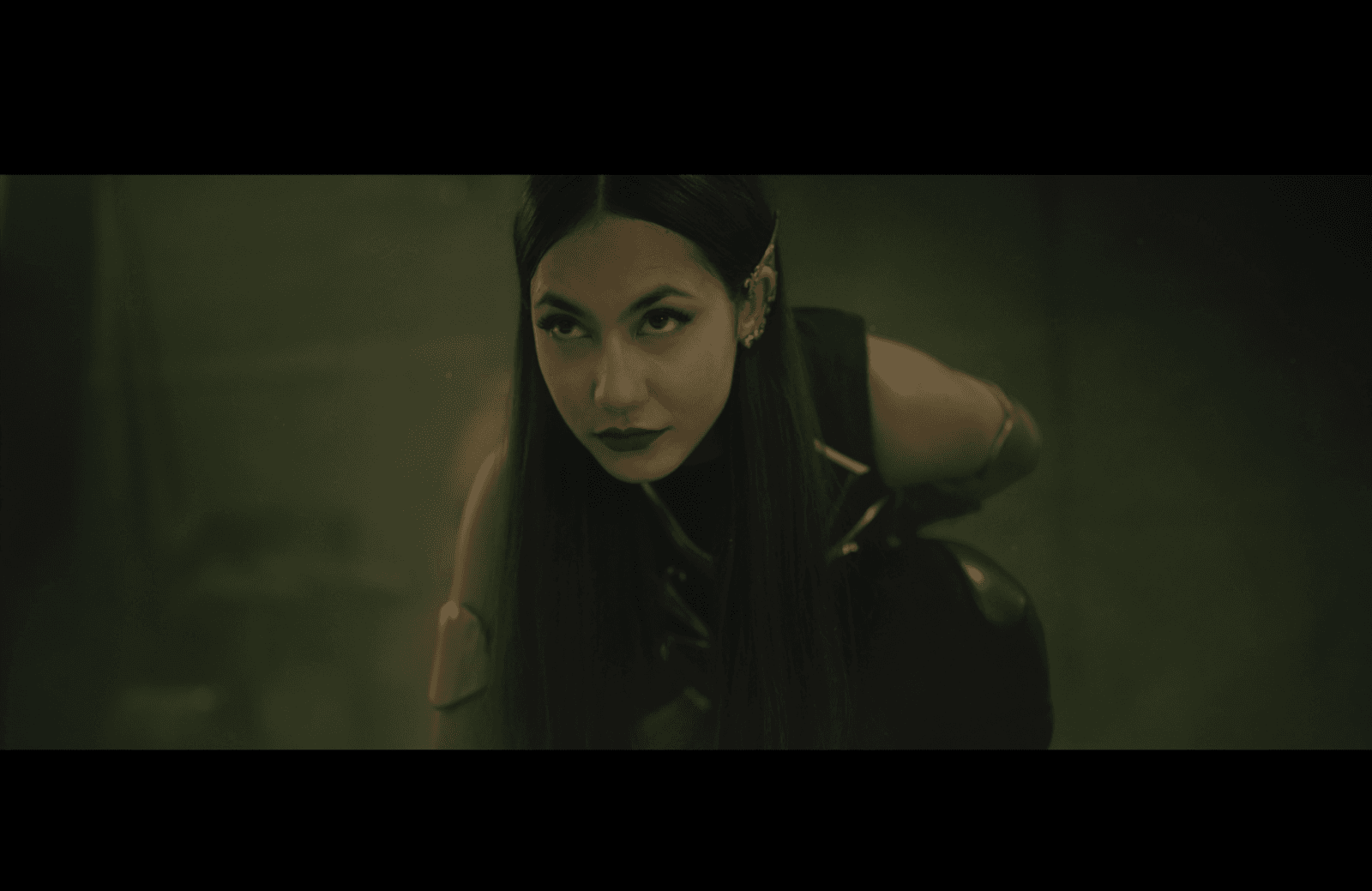 Dibintangi Pevita Pearce, Pahlawan Super 'Sri Asih' segera Tayang - Image