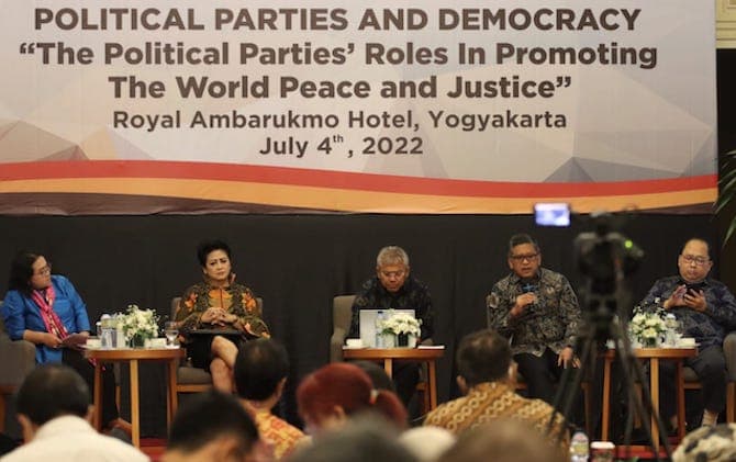 Rektor UI Minta Parpol Terlibat Dalam Upaya Perdamaian Dunia - Image