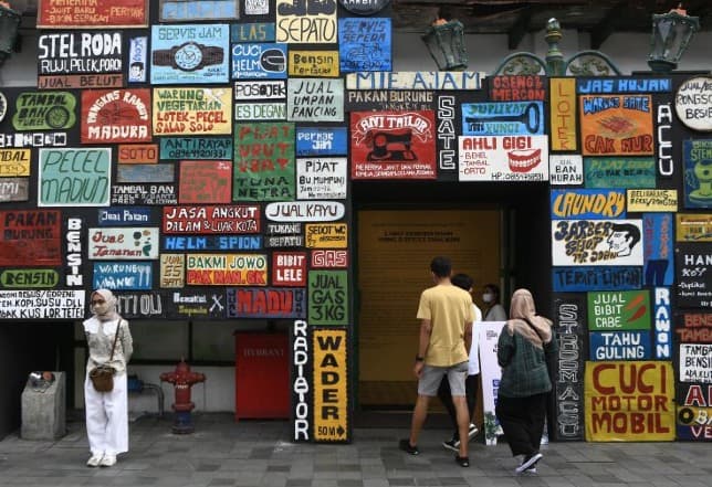 Daftar UMP 2024, Kenaikan Gaji Tertinggi di Maluku Utara Rp 221.000 - Image