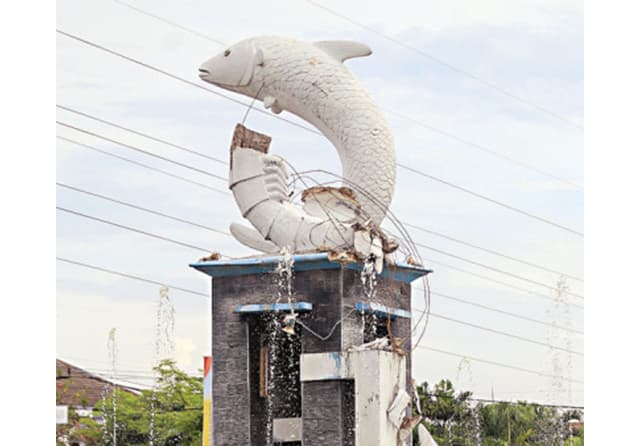Cari CSR untuk Merevitalisasi Taman Udang Bandeng Sidoarjo - Image
