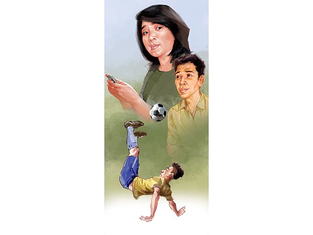 Sepak Cinta, Gila Bola - Image