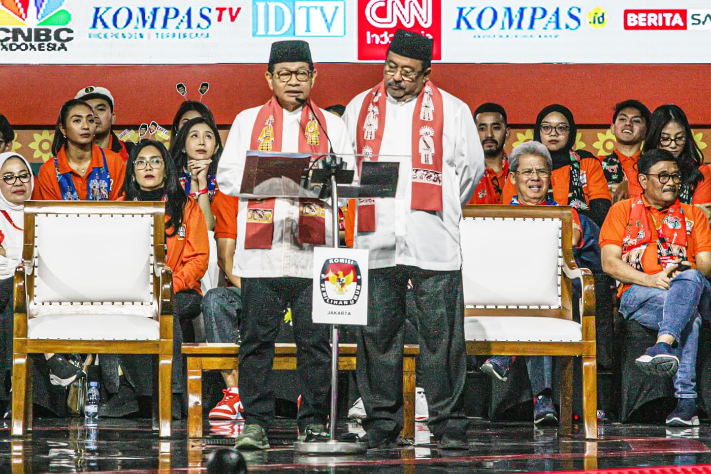 Pasangan Calon Gubernur dan Wakil Gubernur DKI Jakarta nomor urut 3 Pramono Anung menyampaikan visi-misi pada debat kedua pasangan Calon Gubernur dan Wakil Gubernur DKI Jakarta tahun 2024 di Beach City International Stadium, Ancol, Jakarta, Minggu (27/10 - Image