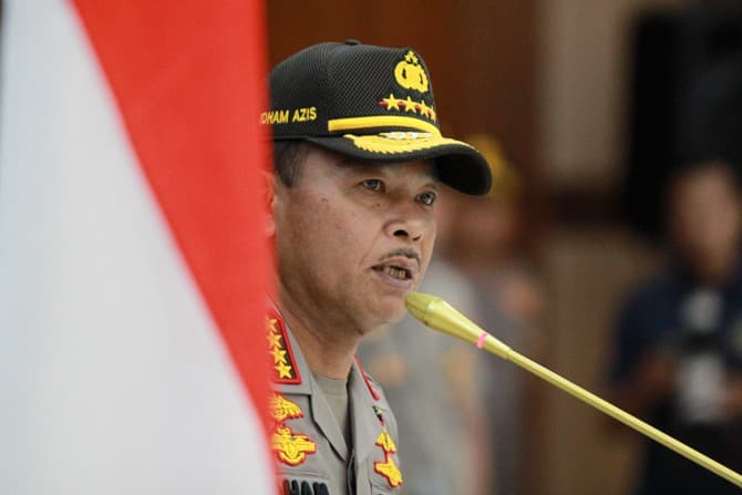 Kapolri Jenderal Pol Idham Aziz berpidato usai upacara kenaikan pangkat atau Korps Rapor Perwira Tinggi di gedung Bareskrim Polri, Jakarta, Kamis (26/12/2019). Kapolri Jenderal Pol Idham Aziz menaikkan pangkat 24 pejabat tinggi dan menengah Polri. Dari se - Image