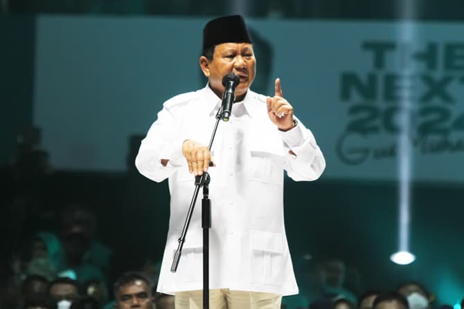 Ketua Umum Partai Gerindra Prabowo Subianto menyampaikan pidato dalam acara PKB Road To Election 2024 di Tennis Indoor Senayan, Gelora Bung Karno, Jakarta, Minggu (30/10/2022). Acara ini dihadiri oleh para kader Partai Kebangkitan Bangsa (PKB) dari seluru - Image